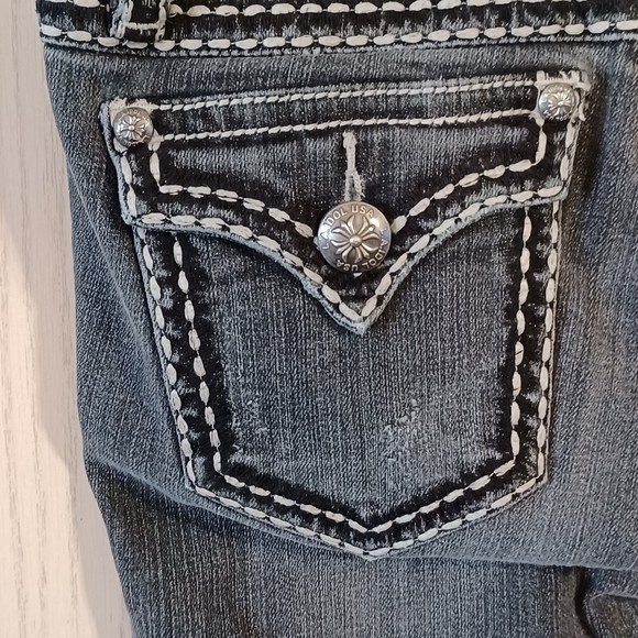 LA Idol USA Jeans, Size 5, Faded Black, Low-Rise, Boot Cut, 30W x 30L, Bedazzled - Picture 4 of 12